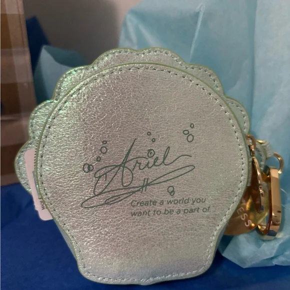 Disney Princess ARIEL Shell Coin Purse by Bath and Body Works - Picture 3 of 6